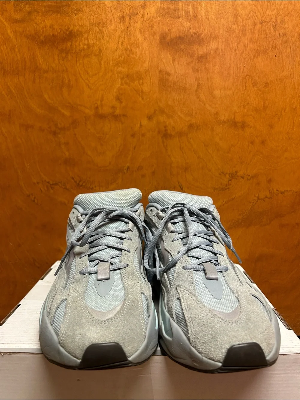 Yeezy Boost 700 V2 Hospital Blue Men’s 12.5